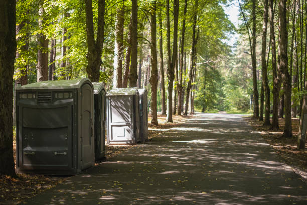 Best Luxury portable toilet rental  in Elwood, KS